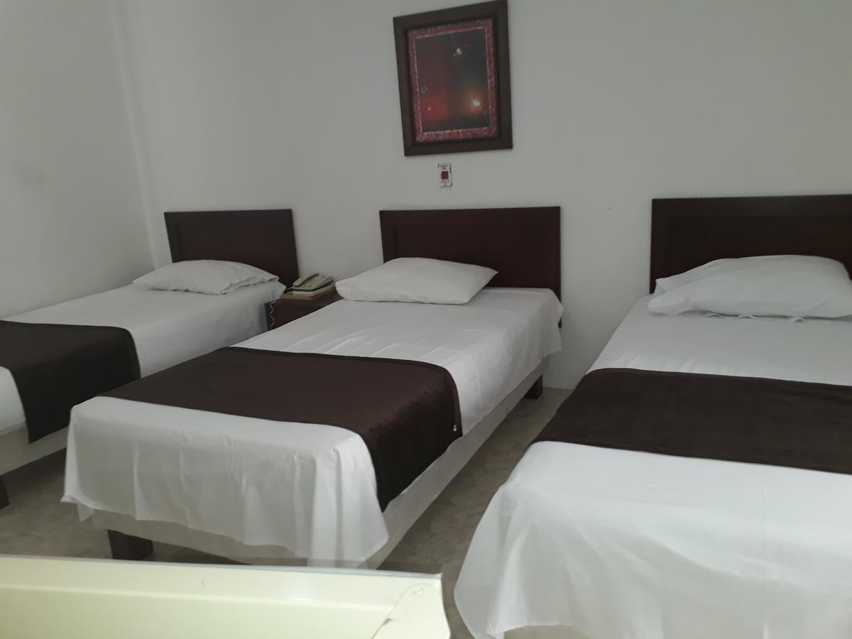 Hotel Hacaritama Ocaña Eksteriør bilde